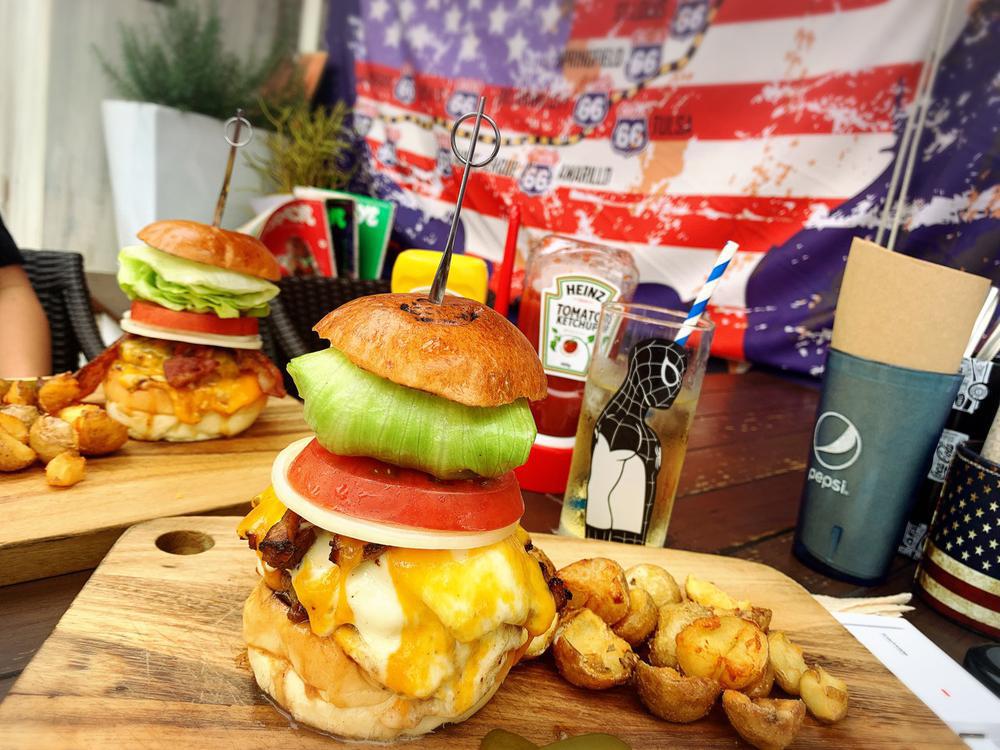 🇺🇸🍔✨✨