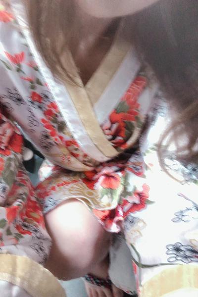 みい