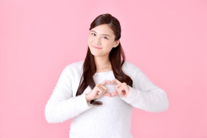 ガールズバーでモテる男性の特徴は?女の子から好かれる男性と嫌われる男性の違い